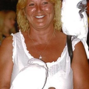 Meet your Posher, Debbie